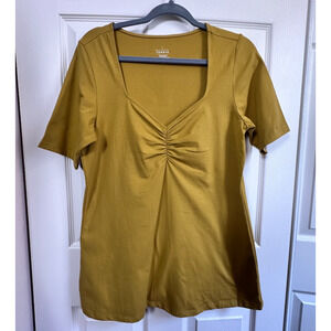 Torrid 1X Foxy Chartreuse Mustard Short Sleeve Ruched Sweetheart Neckline Top